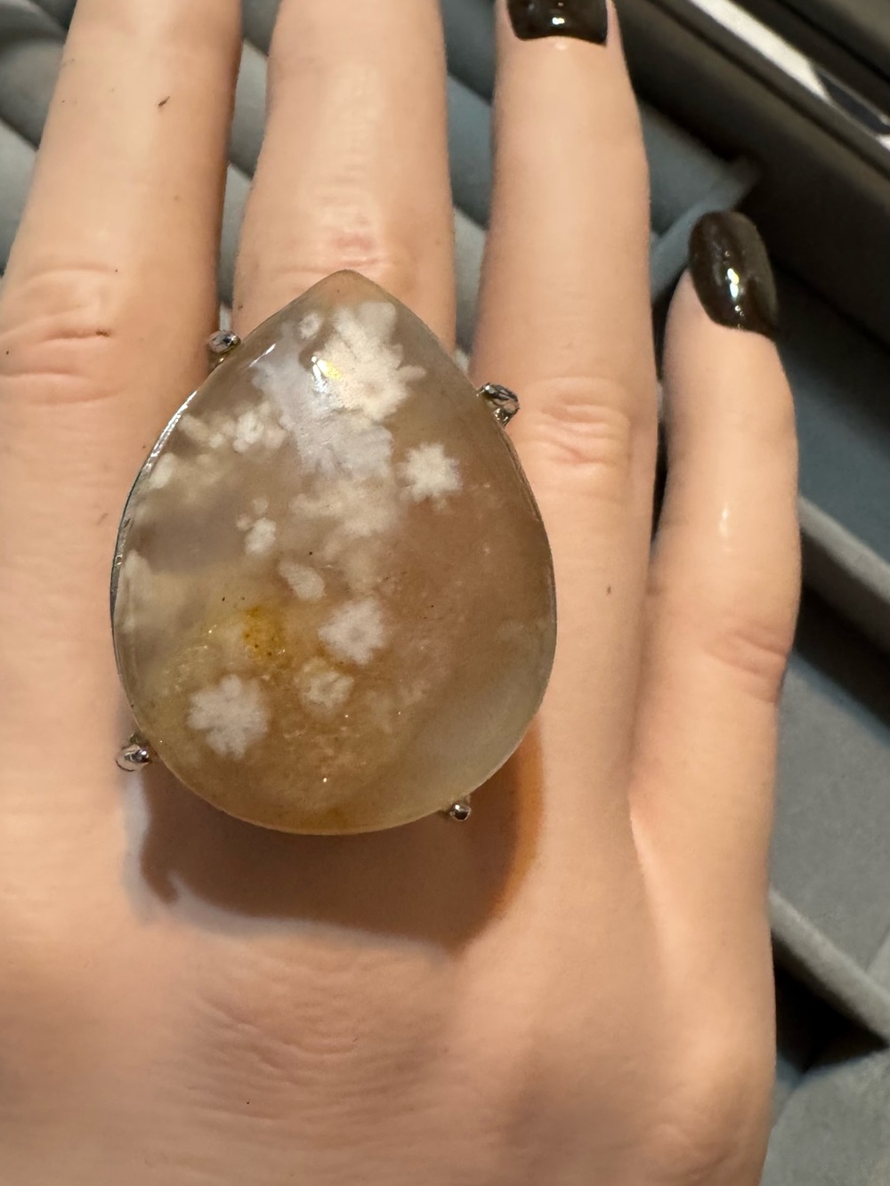 Teardrop Flower Agate Ring